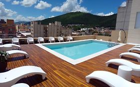 Hotel Alvarado Suites